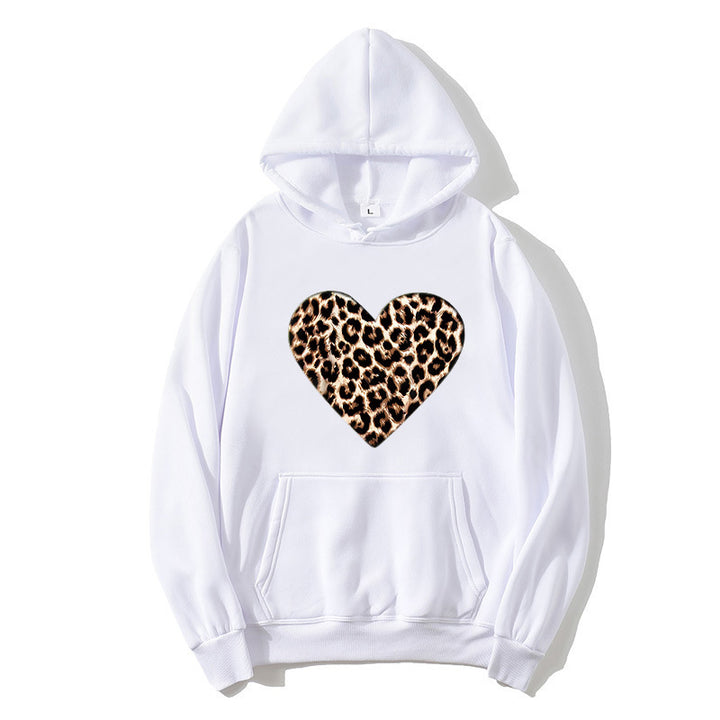 Ladies hooded sweatshirt with heart-shaped leopard pattern Chic & Stil