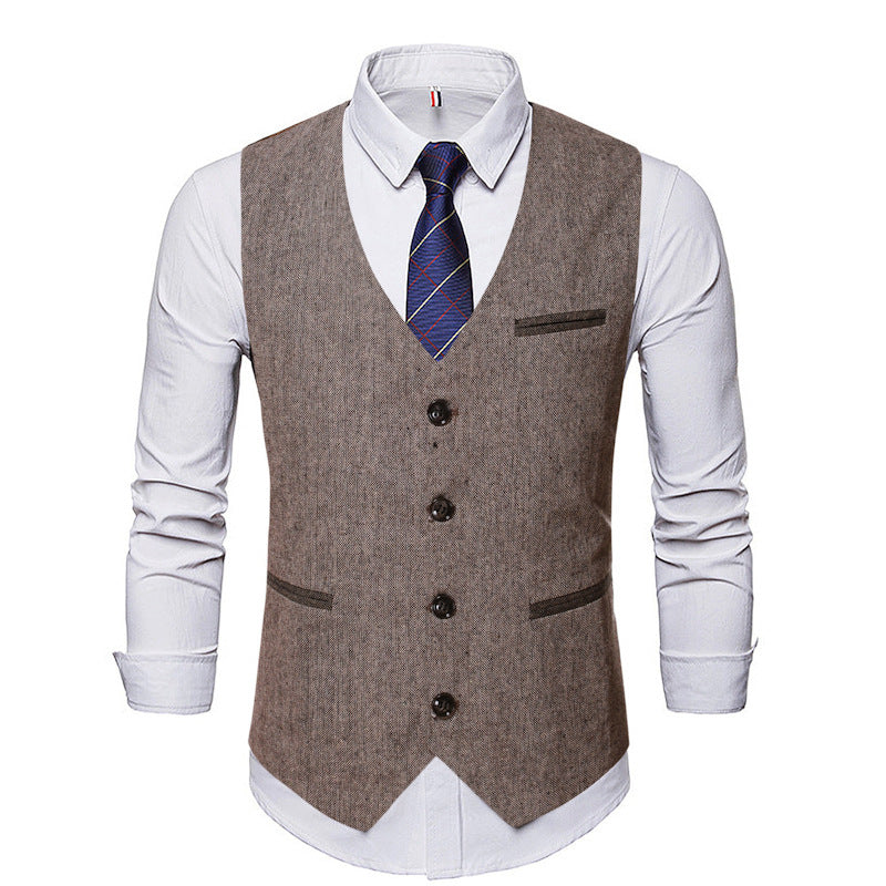 Elegant suit vest for men with contrasting details Lune London