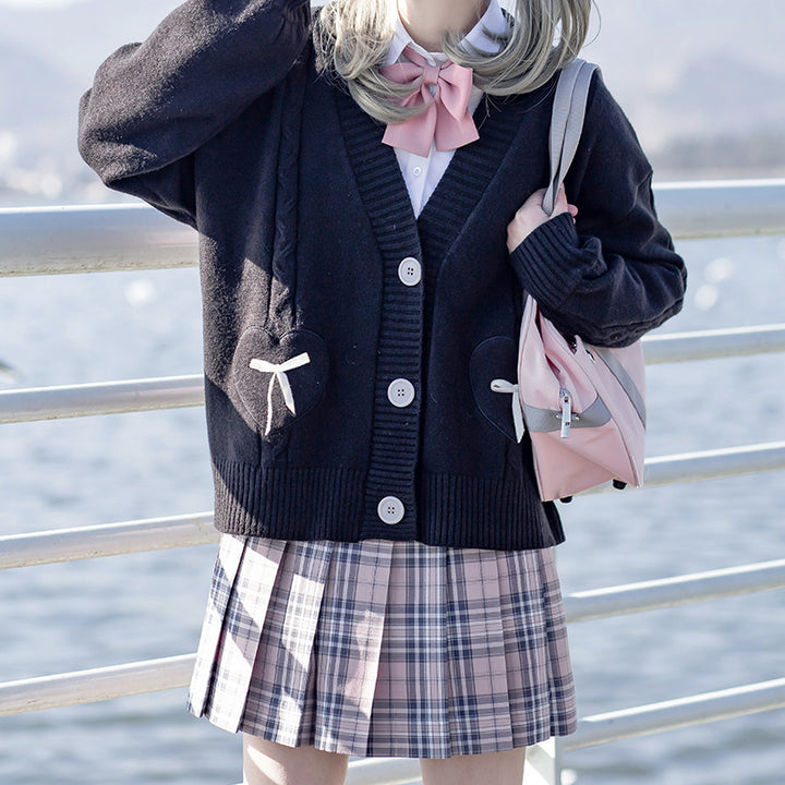 Cardigan for women with heart-shaped appliqués Lune London