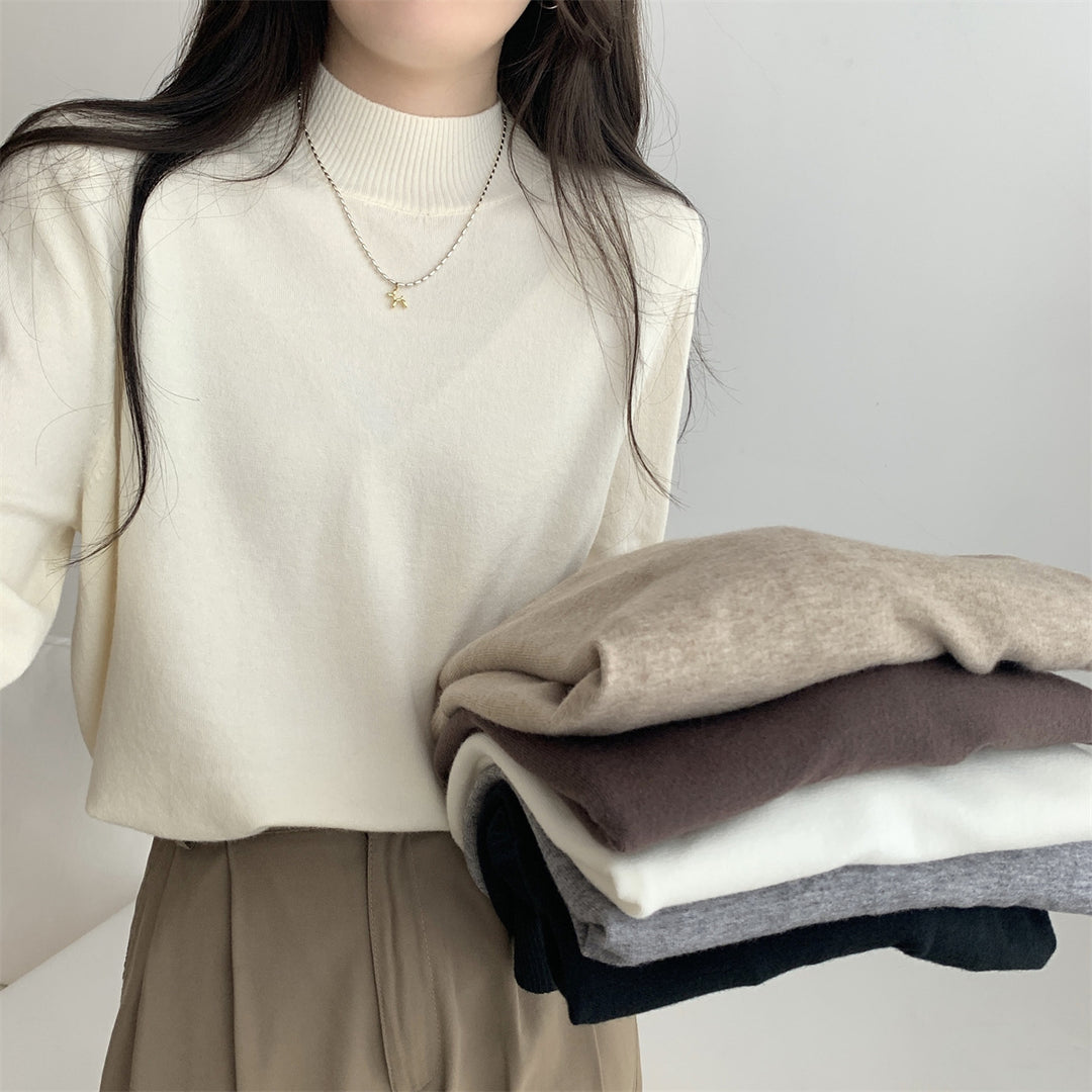 Pull fin en tricot pour femme avec un col montant moderne et une coupe décontractée Chic & Stil