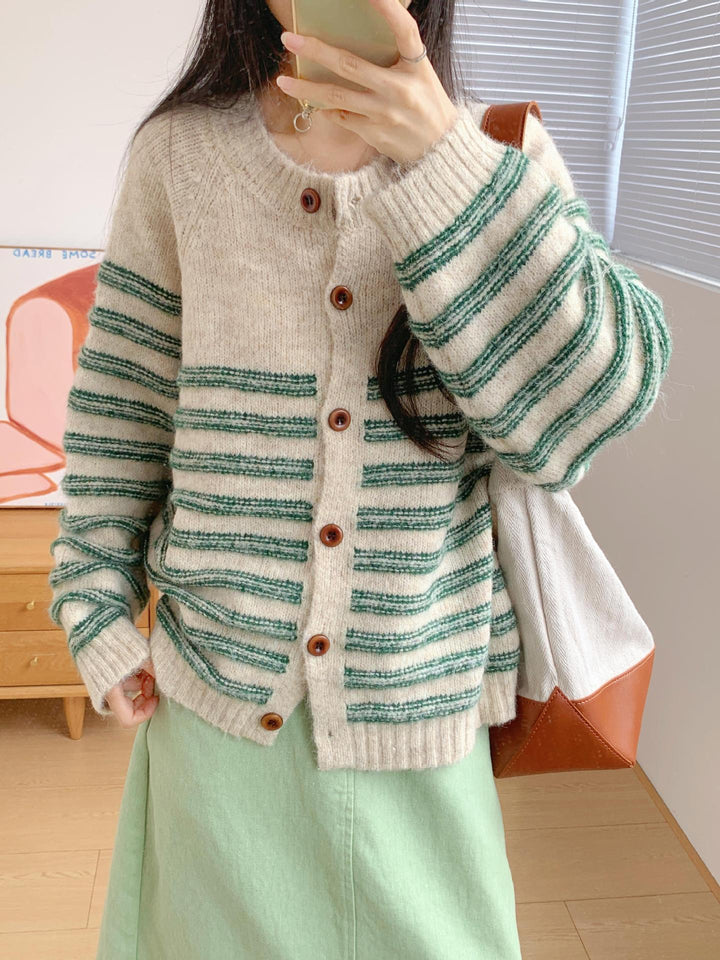 Comfortable cardigan jacket for women with contrasting stripes and large buttons Lune London