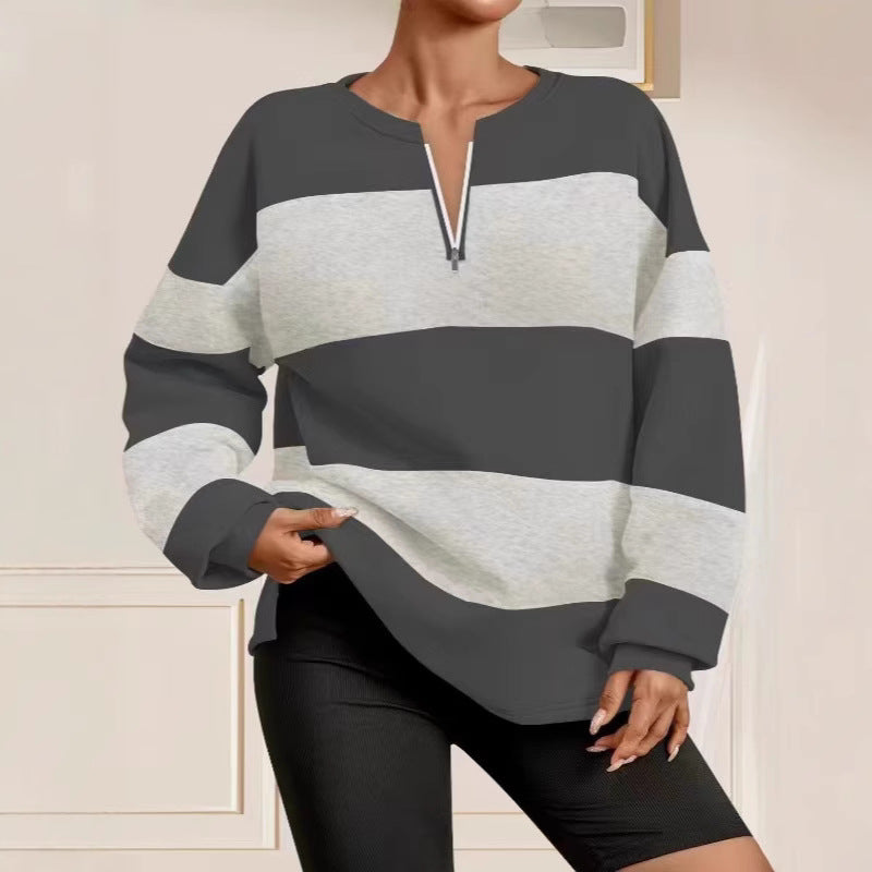Trendy hooded sweatshirt for women with zipper and striped design Lune London
