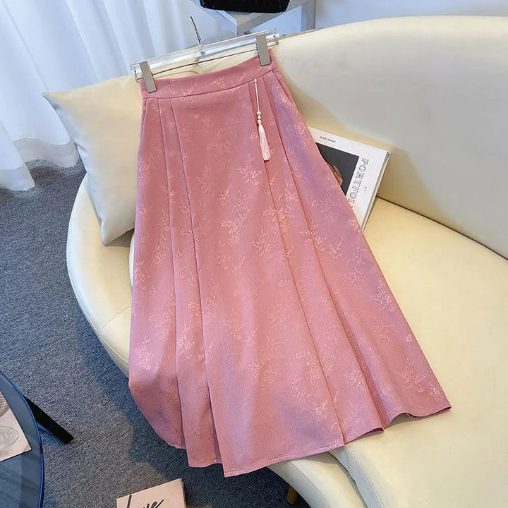 Women's Elegant Midi Skirt with Textured Fabric and Flowing Cut