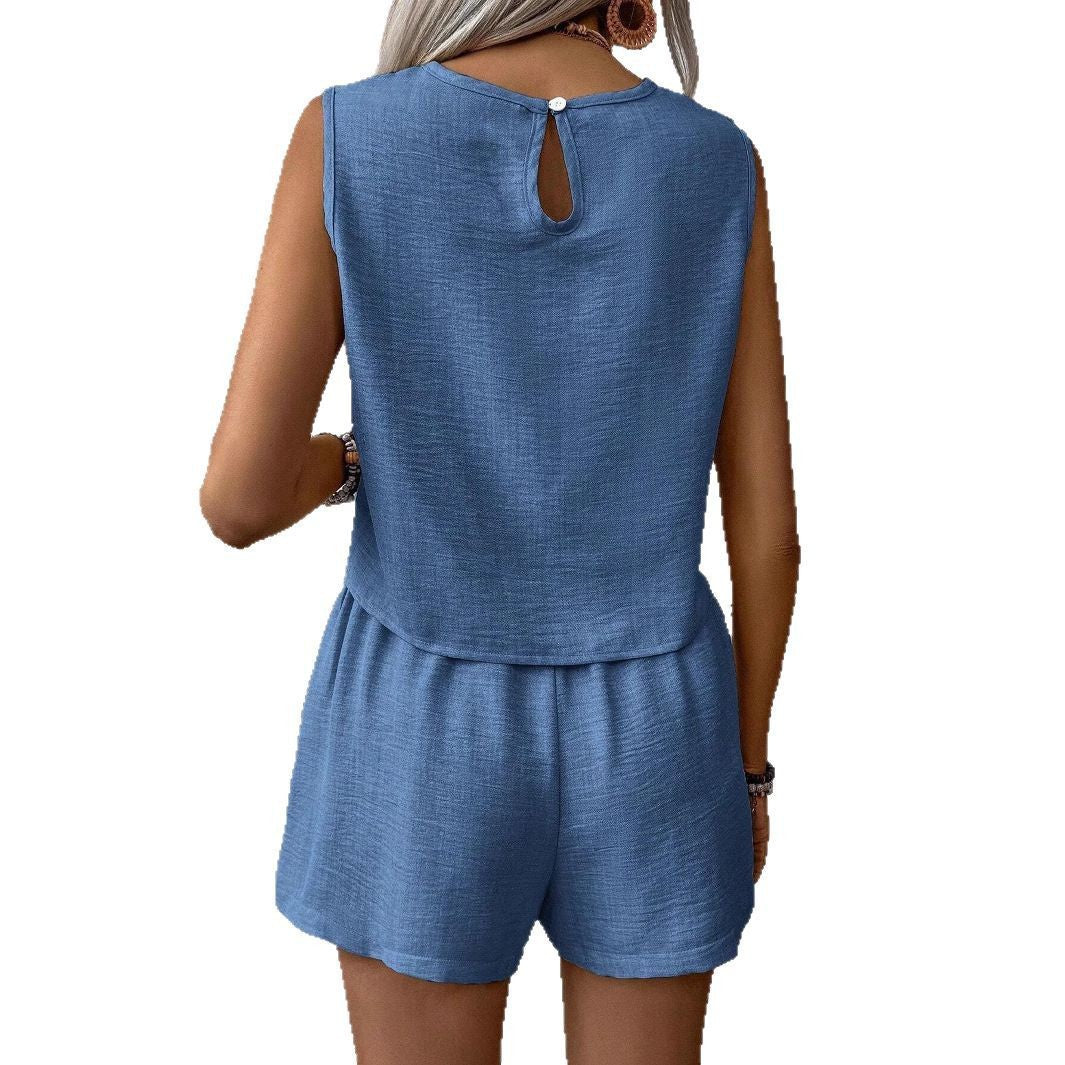 Casual and comfortable jumpsuit set for women in lightweight material Lune London