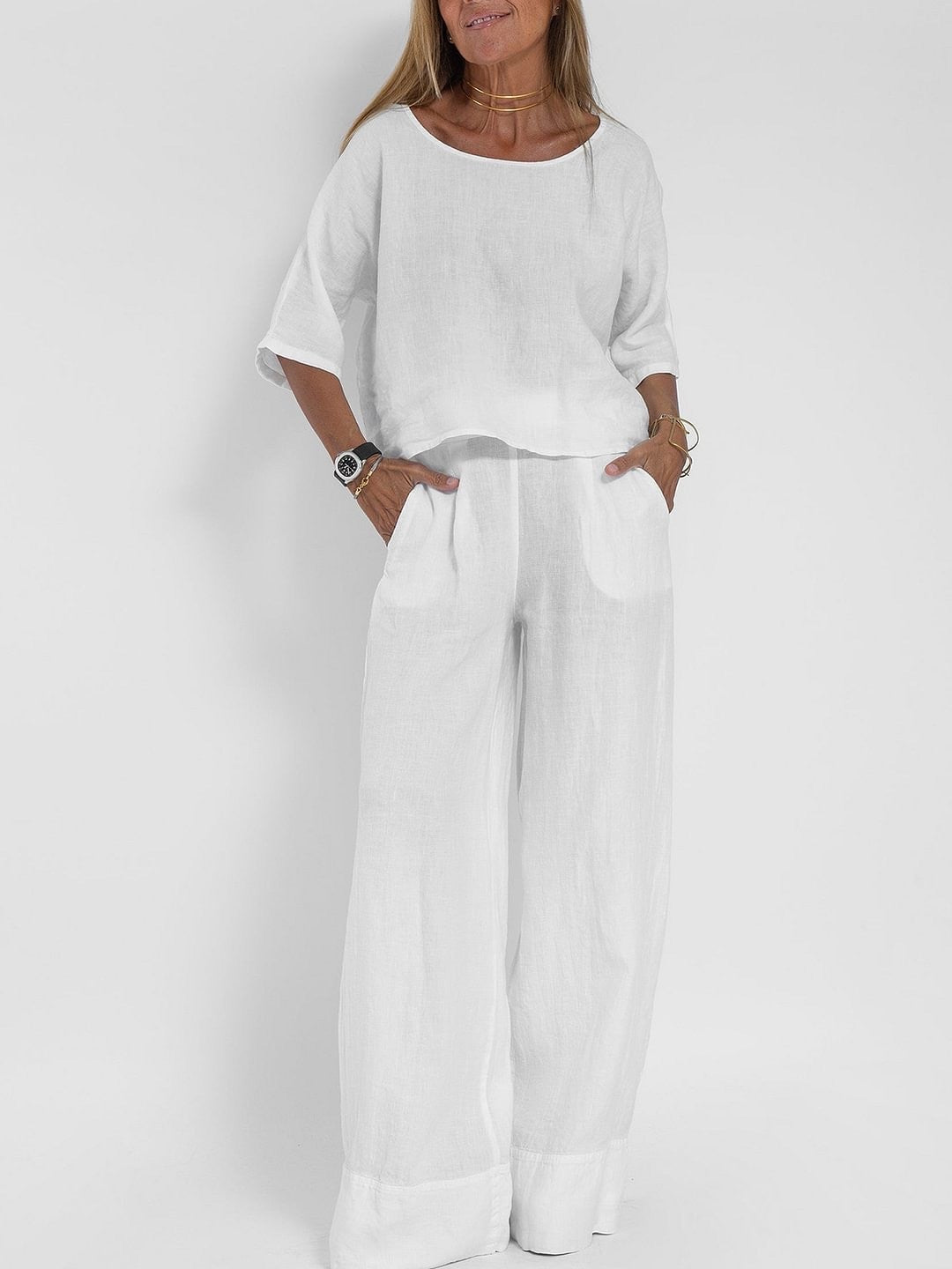 Lune London linen casual set for women with a loose top and palazzo pants