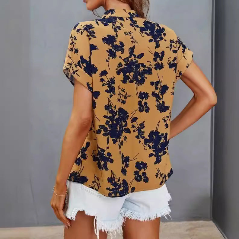 Casual blouse for women with floral pattern and short button placket Lune London