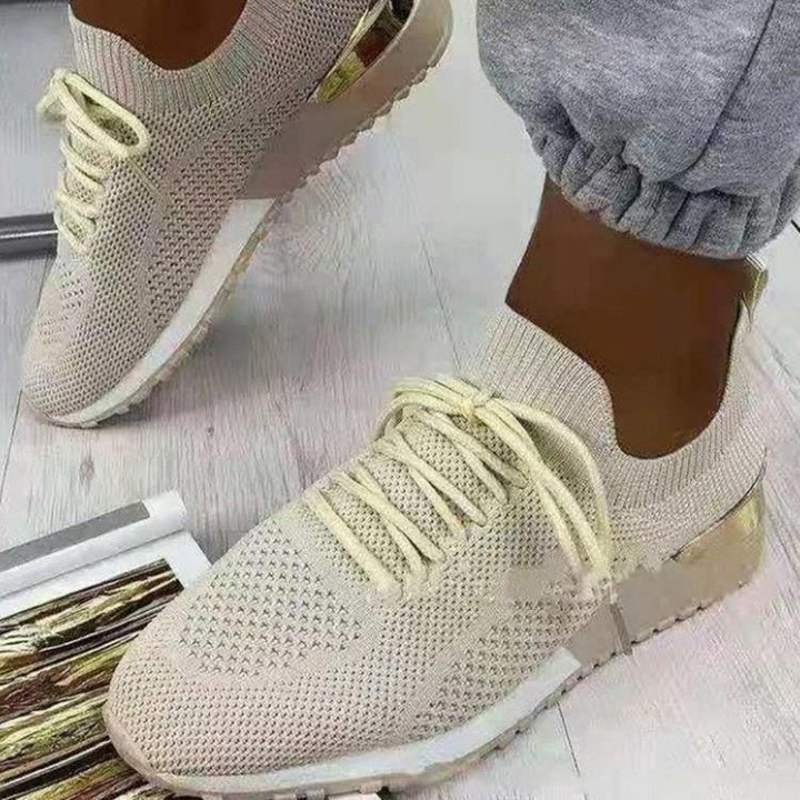Breathable lifestyle sneakers for women with ultra-flexible knit upper and non-slip sole Lune London