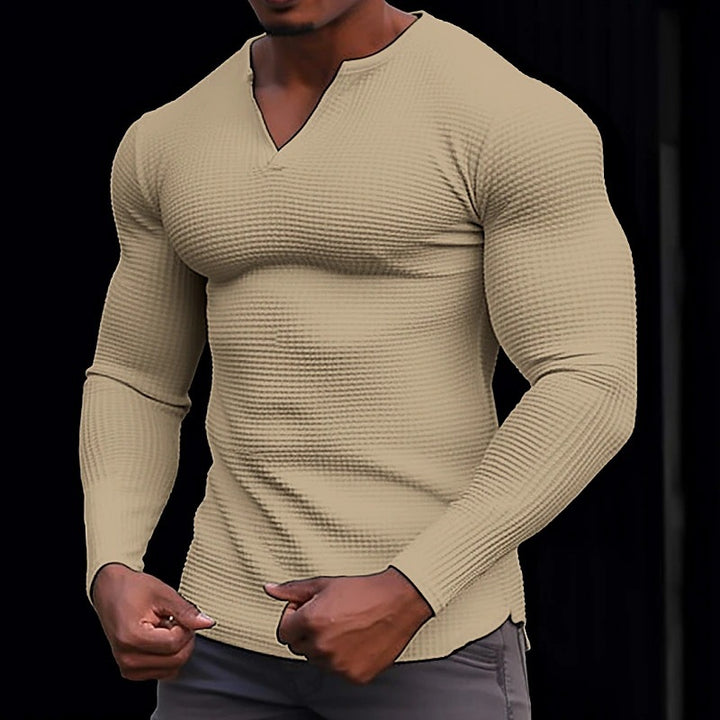 Long sleeve t-shirt for men with textured V-neck Lune London