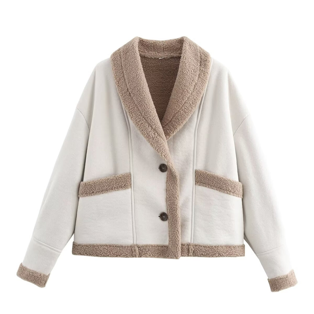 Ladies oversized cozy jacket with sheepskin collar and large pockets Lune London
