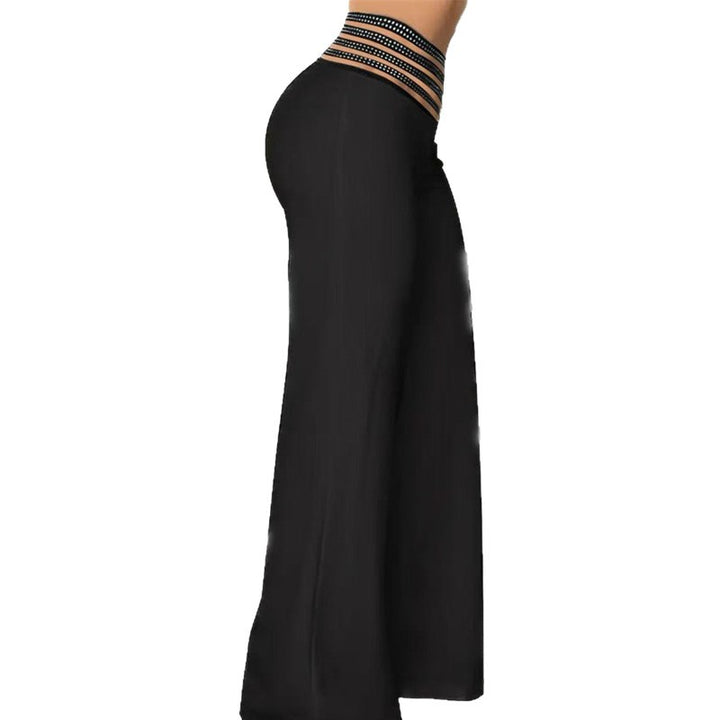 Elegant ladies high-waisted palazzo jeans with trendy woven pattern Lune London