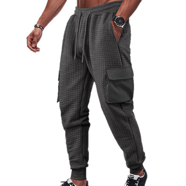 Men's cargo sweatpants with practical modern pockets and elastic waistband Lune London