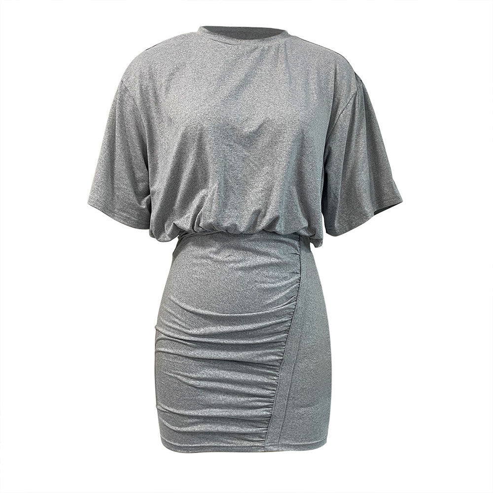 Robe courte femme avec détail volant et haut décontracté Chic & Stil