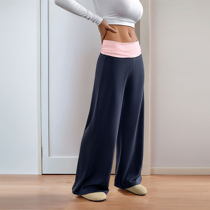 Loose sports pants for women with a high waist and comfortable elastane Lune London