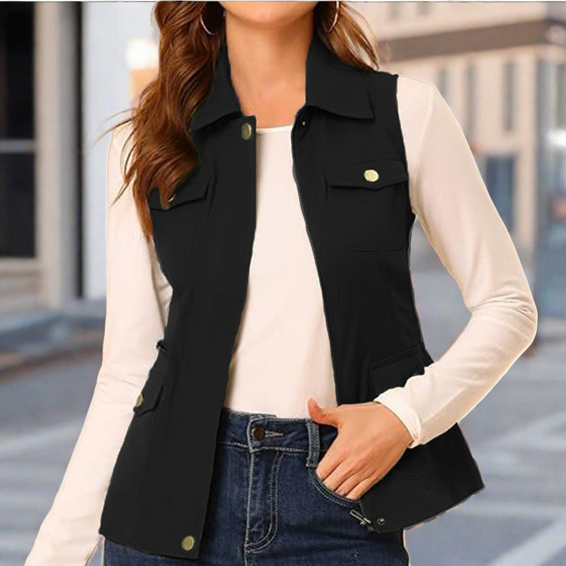 Women quilted gilet outdoor style with practical pockets Lune London