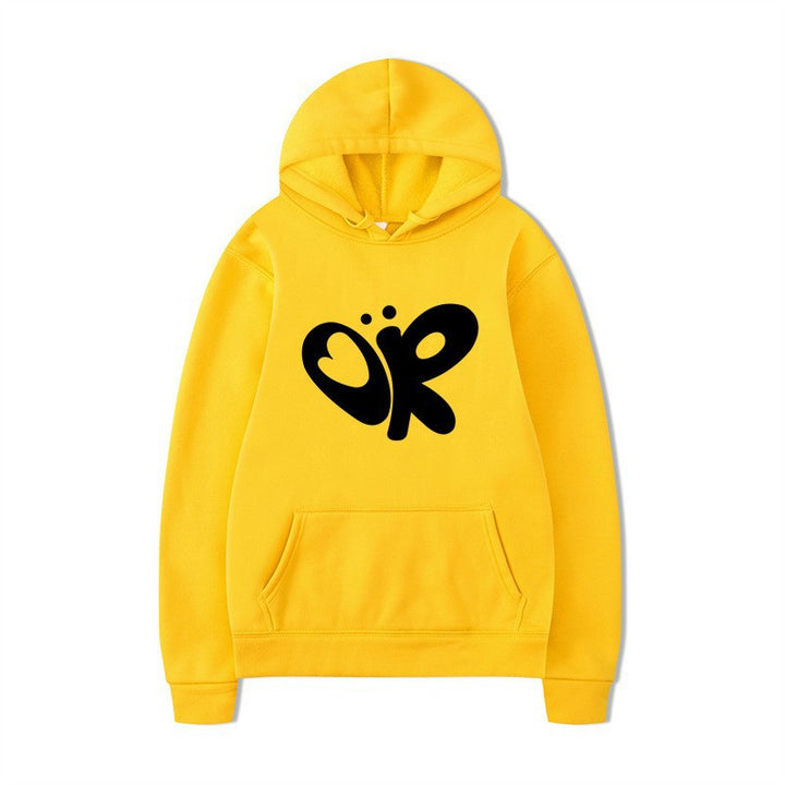 Women’s hoodie with large print and practical kangaroo pocket Chic & Stil