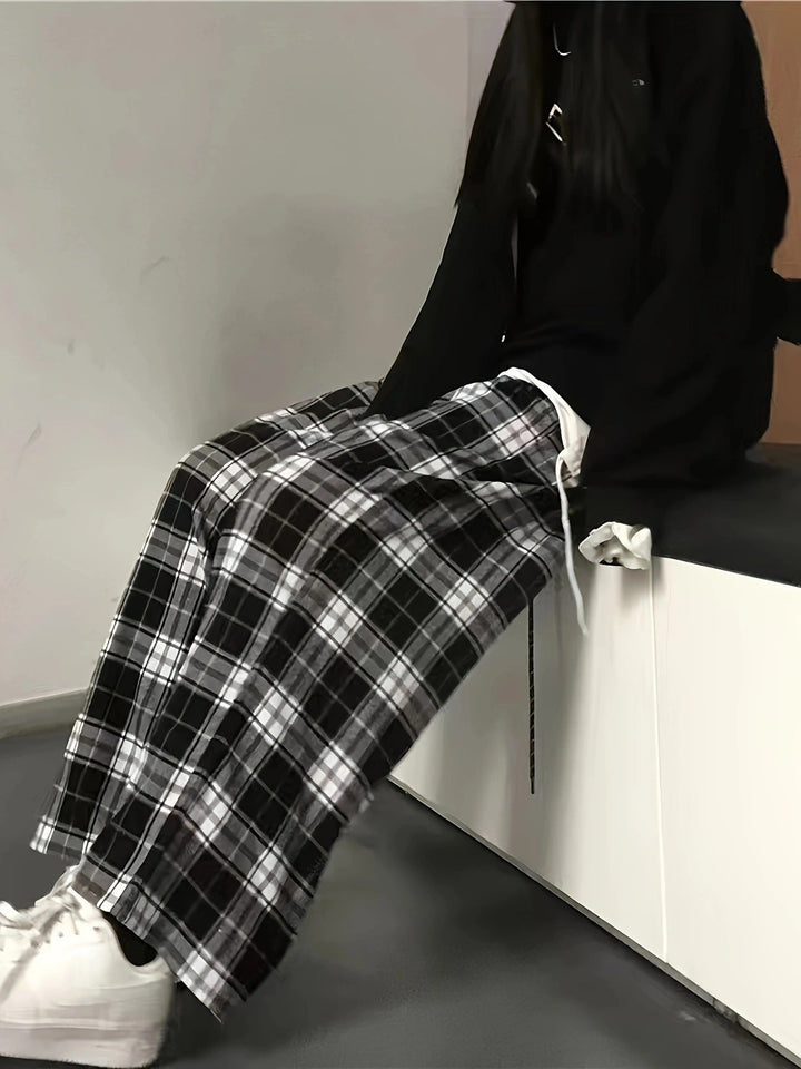 Ladies Checked Leisure Pants with Elastic Waistband and Drawstring Lune London