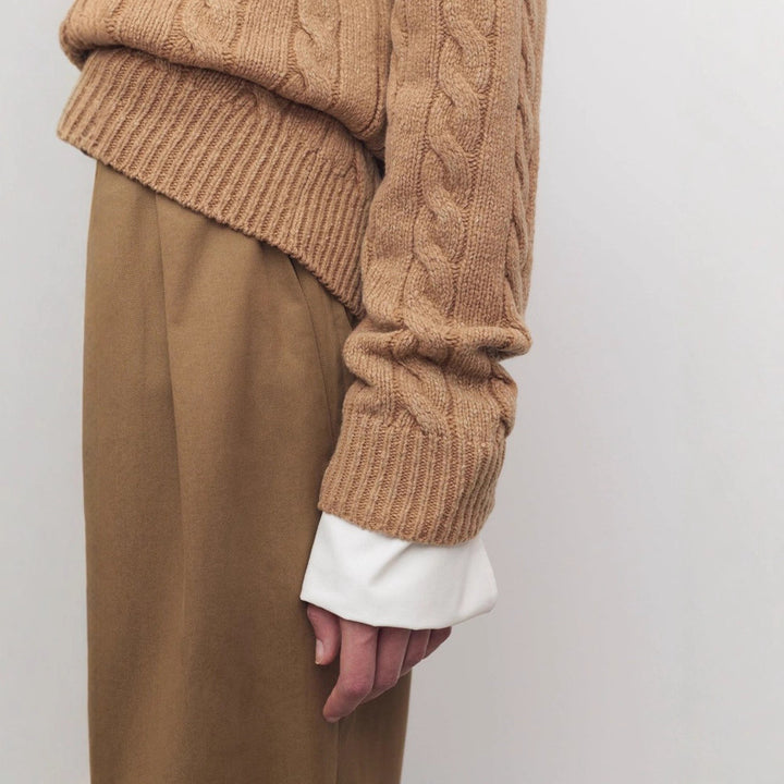 Cardigan en tricot épais pour femmes avec patte de boutonnage Chic & Stil