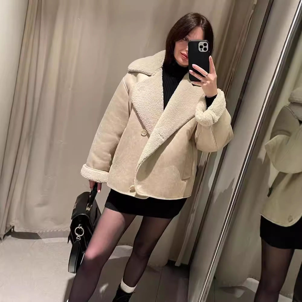 Veste confortable pour femmes avec col en fausse fourrure Chic & Stil