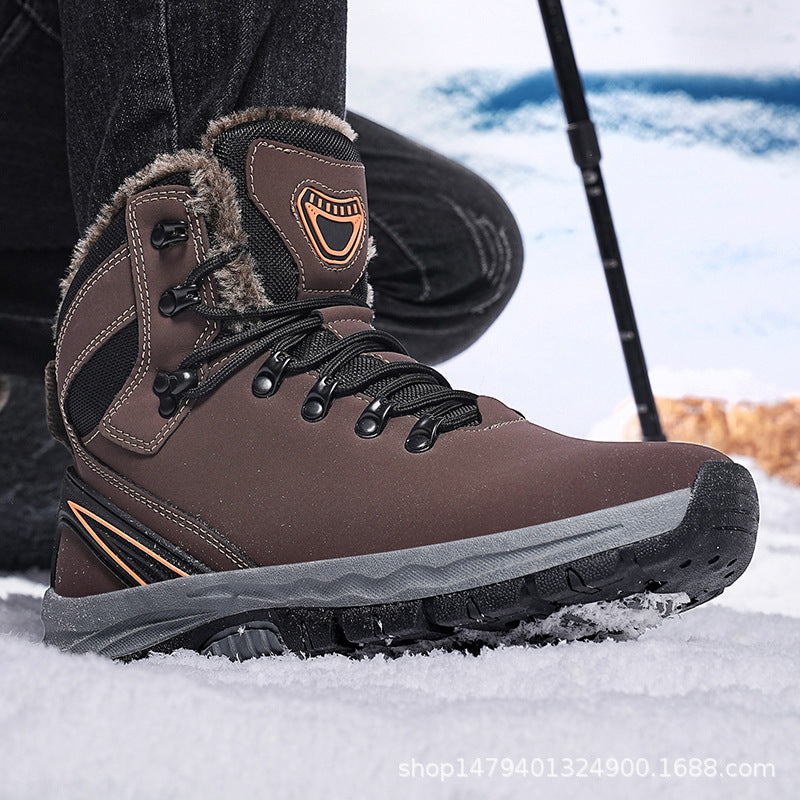 Men's winter hiking shoes with insulating lining and non-slip sole Lune London