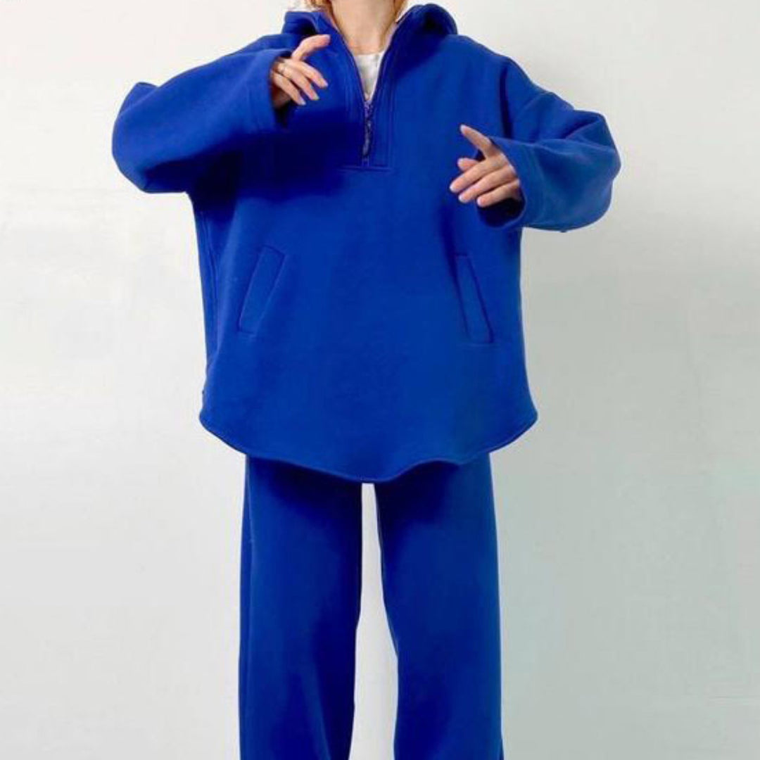 Ladies Modern High Collar Fleece Sports Set with Practical Pockets Lune London