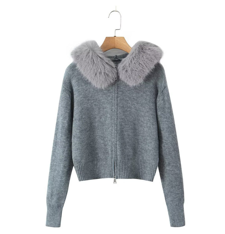Women's knit cardigan with luxurious faux fur collar and zipper Lune London