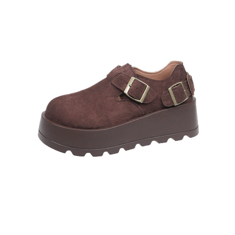 Women’s clogs with trendy buckle design and cushioned sole Lune London