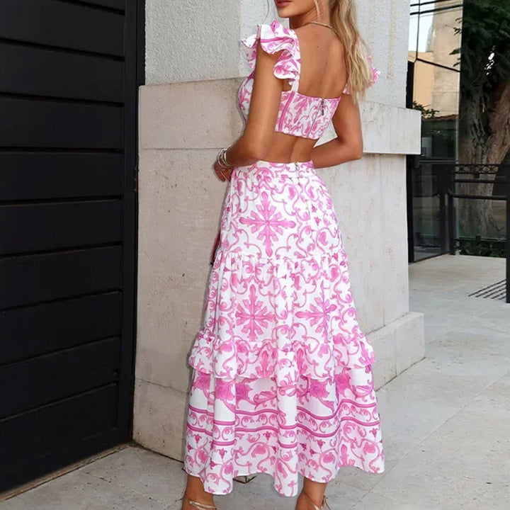 Robe maxi femme avec un design découpé romantique et des détails en volants Chic & Stil