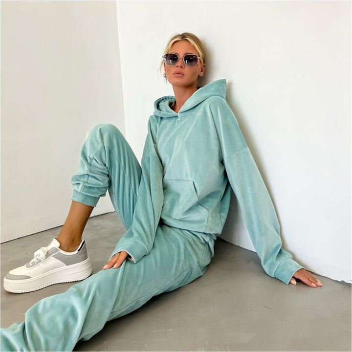 Ladies Cozy Hoodie and Jogging Pants Set Lune London