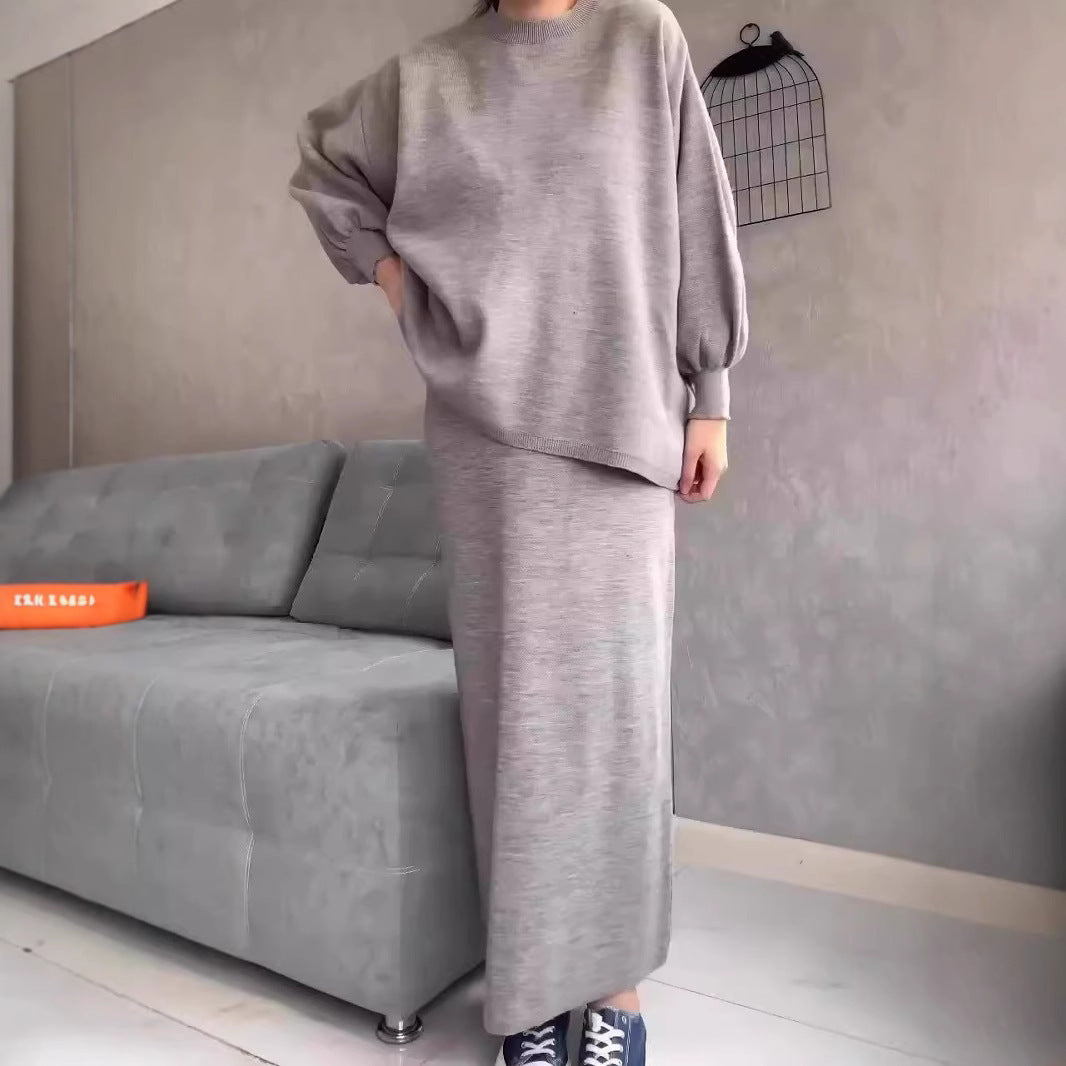 Women's Oversized Sweatshirt with Stylish Chic Midi Skirt