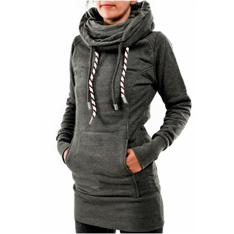 Casual hoodie for women with oversized collar and practical front pocket Lune Londonl
