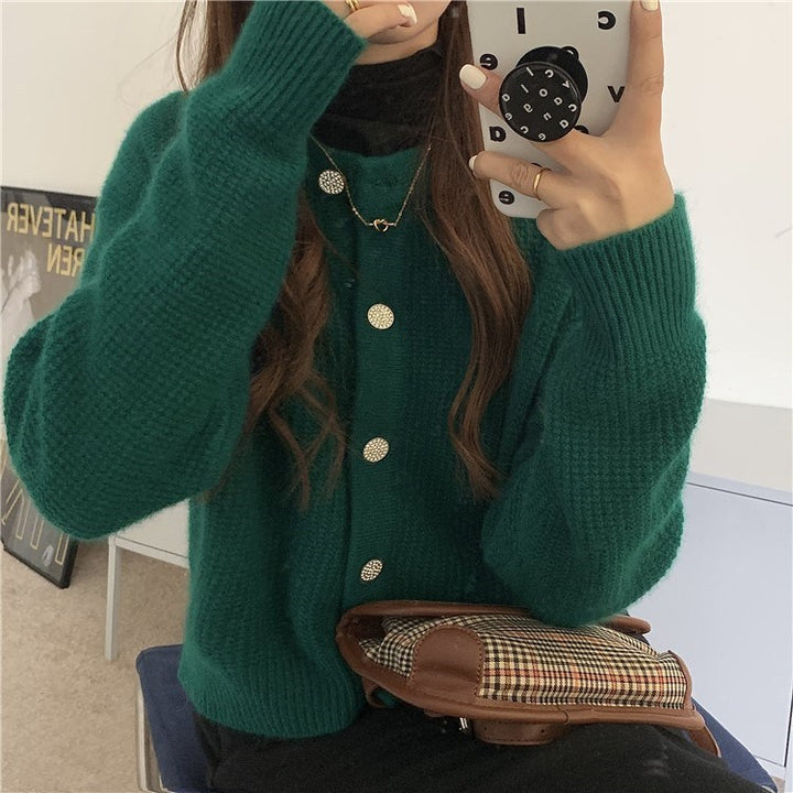 Cardigan pour femmes avec des détails de bouton sophistiqués et une coupe large Chic & Stil