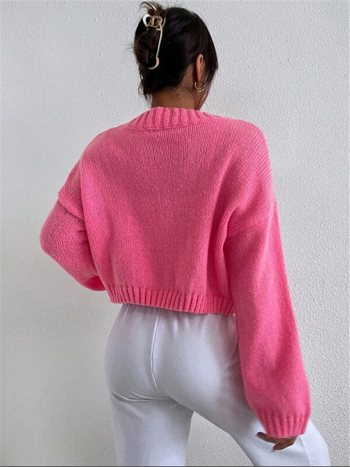 Casual knit jacket for women with a cloudy aesthetic rich in details and a button closure Lune London