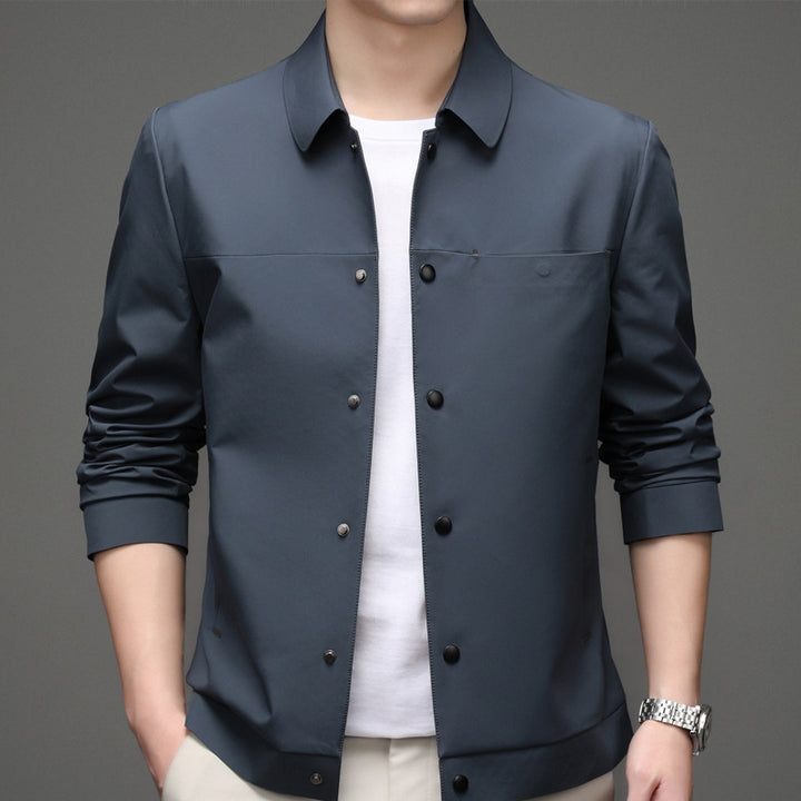 Elegant transitional jacket for men with practical snap button closure Lune London
