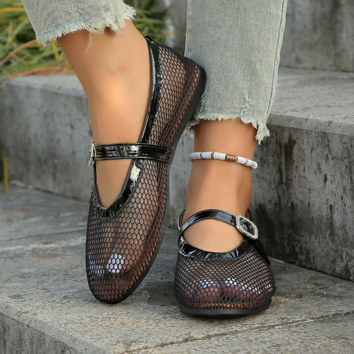 Elegant ballerinas for ladies with breathable mesh design and fashionable strap Lune London