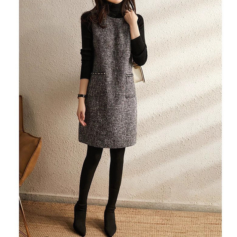 Textured shift dress for women with pockets Lune London