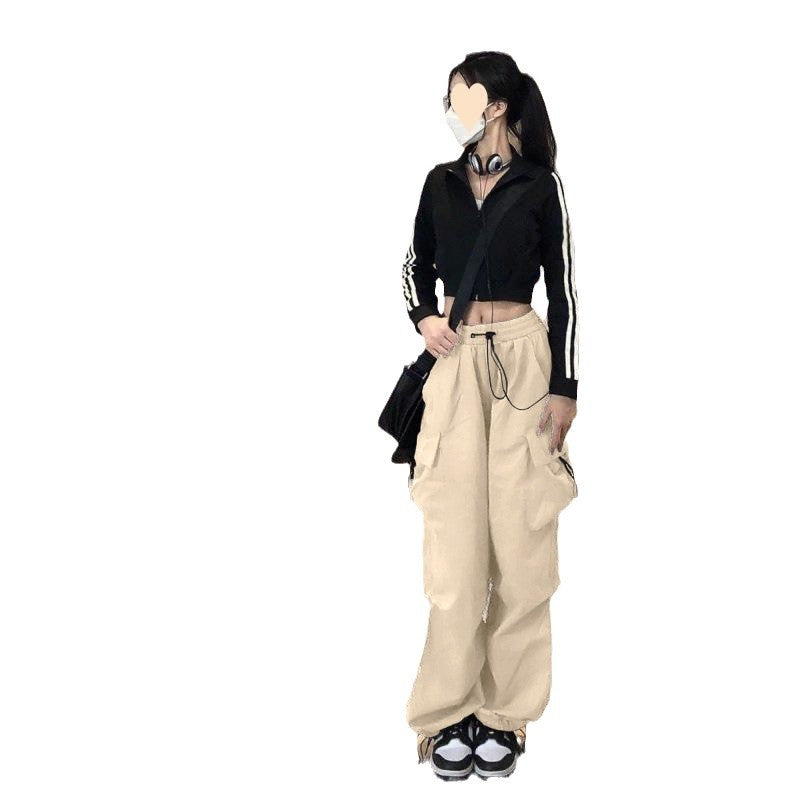 Women’s cargo pants with a wide cut and practical pockets