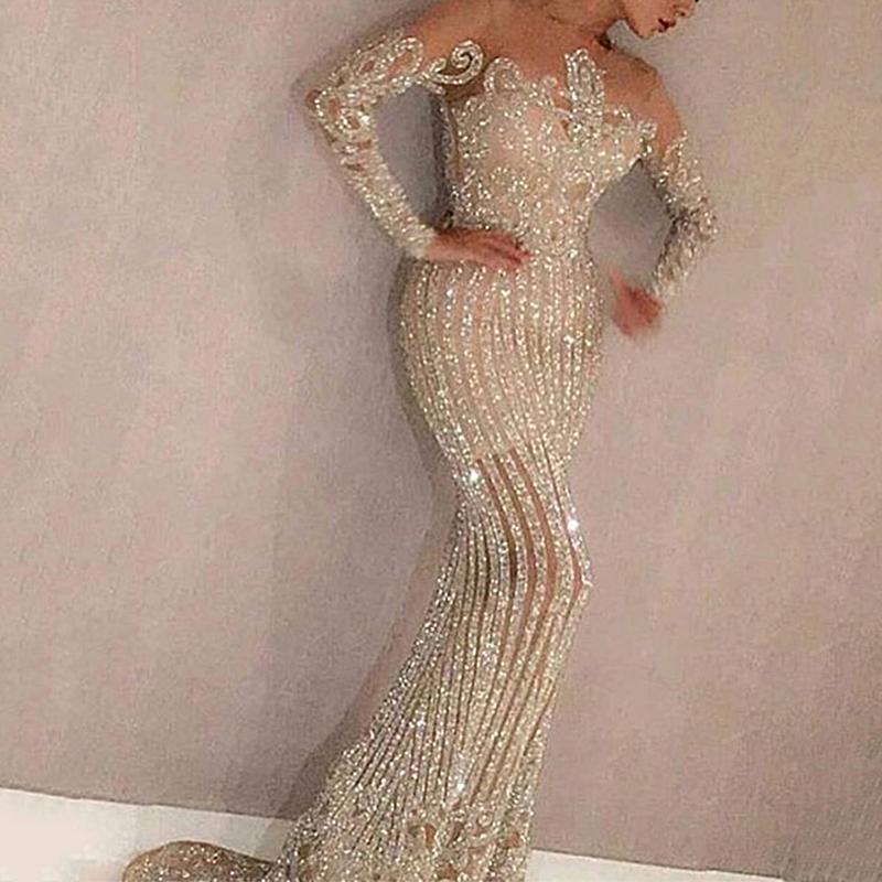 Women's elegant evening dress with glittering sequins and slim fit Lune London