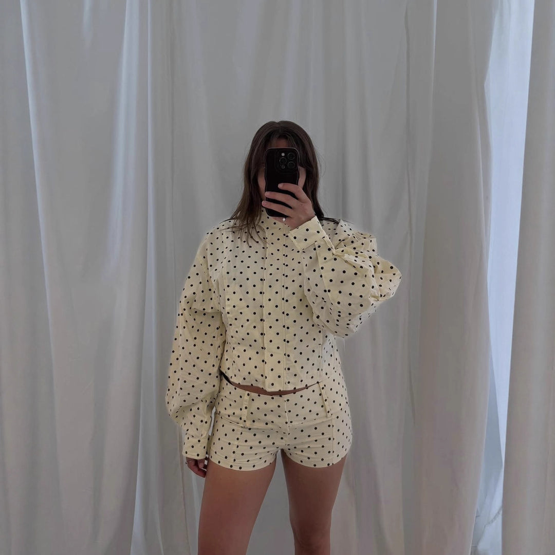 Short women's jacket with a modern polka dot design and high collar Lune London