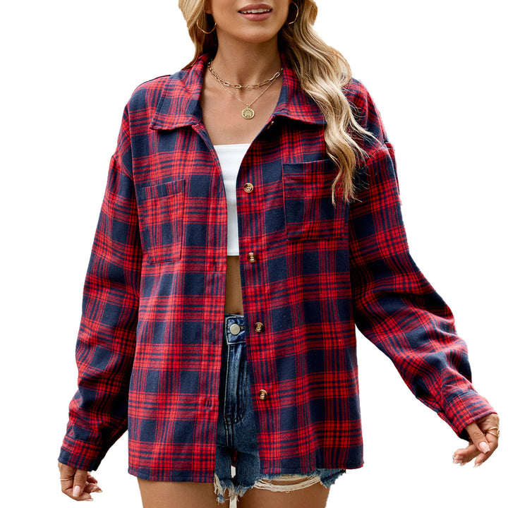 Plaid overshirt jacket for women with a relaxed fit and practical pockets Lune London