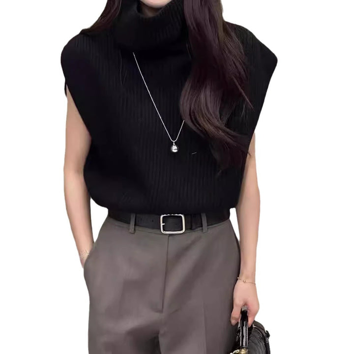 Woman knitted tank top with high collar and ribbed texture Lune London