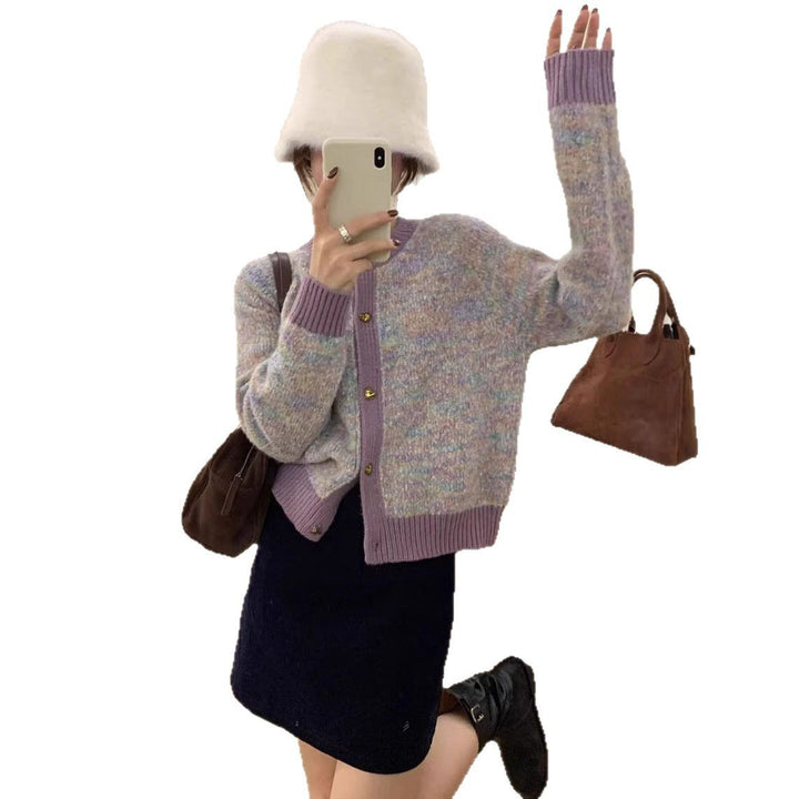 Ladies cozy knitted pullover with heart-shaped buttons and contrast ribbed details Lune London