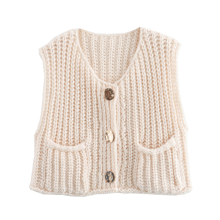 Knitted cardigan for women with button-decorated front and pockets Lune London