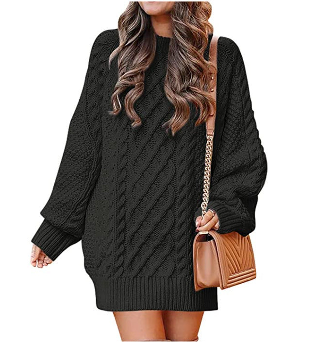 Chunky knit sweater for women with dropped shoulders and elegant cable knit pattern Lune Londonl