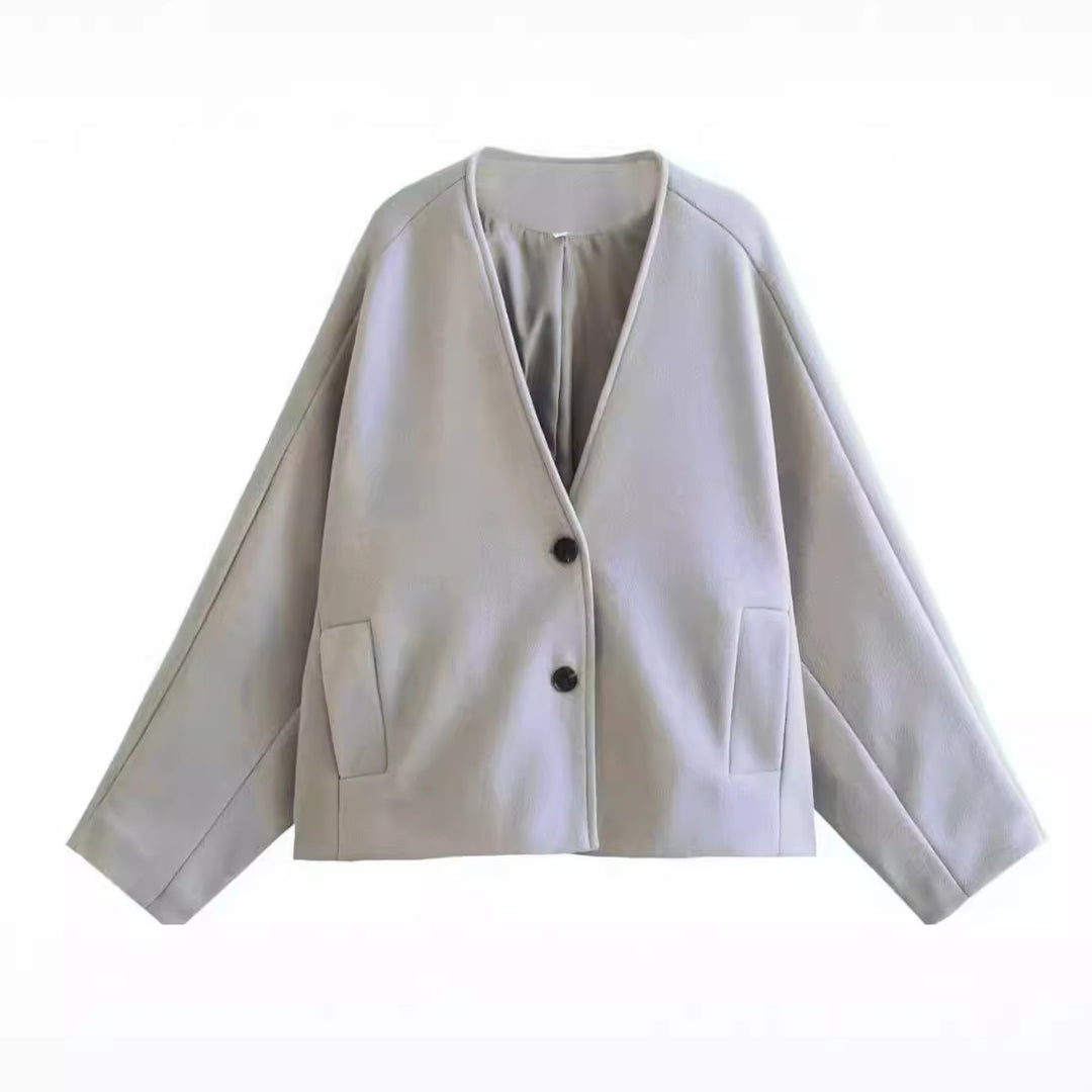 Modern blazer jacket for women with two pockets and elegant cut Lune London