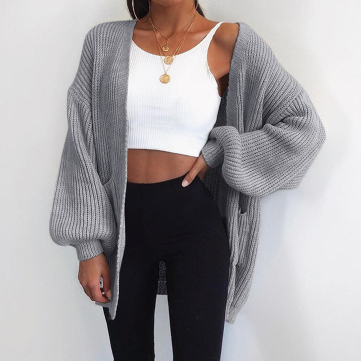 Thick knit cardigan for women with balloon sleeves and a relaxed fit Lune London