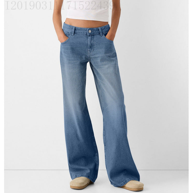 Loose-fitting high-waisted denim pants for women with classic pockets Lune London