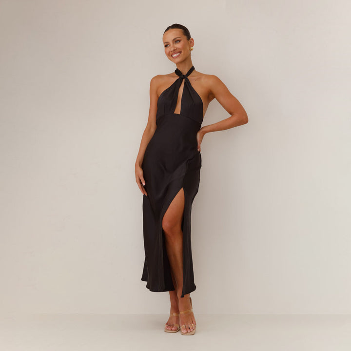 Maxi halter neck dress for women with side slit and sparkling fabric Chic & Stil