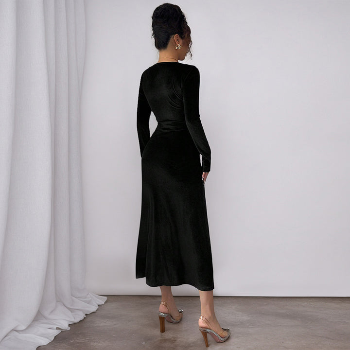 Robe midi femme avec un élégant décolleté carré et des détails de volants raffinés Chic & Stil