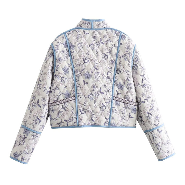 Veste matelassée pour femme à motifs avec un design floral et des détails contrastés élégants Chic & Stil