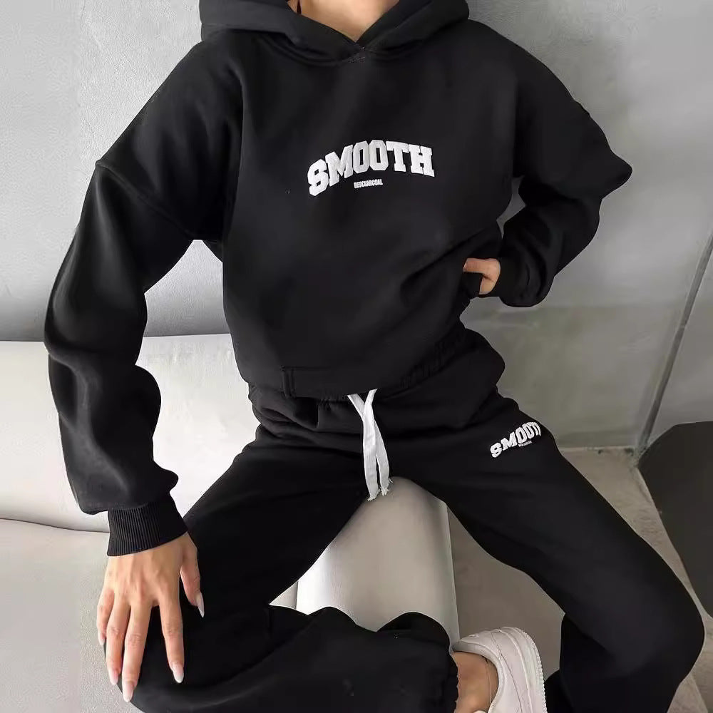 Casual hoodie sweatshirt set for women with elastic waistband Lune London